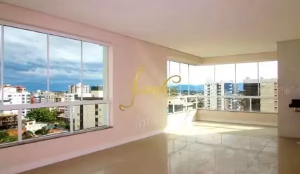 Apartamento com tres dormitórios Zona Nova