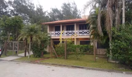 Sobrado duplex com 07 dormitórios em Atlãntida