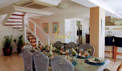 Cobertura duplex com  03 dormitórios mobiliado e decorado em Atlântida com ofurô