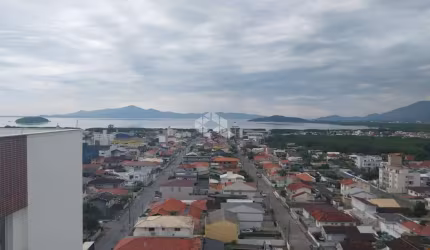 Cobertura a venda com 03 dormitórios sendo 1 suite na Ponte do Imaruim, Palhoça - SC