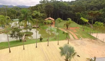 Chácara no Condomínio Village Imperatriz