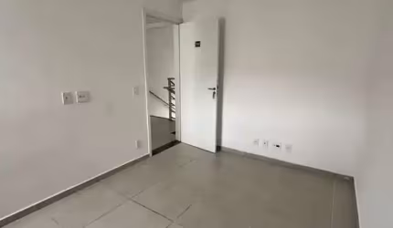 Apartamento com 2 quartos para alugar na Coronel Virgílio Silva, 3500, Dom Bosco, Poços de Caldas por R$ 950