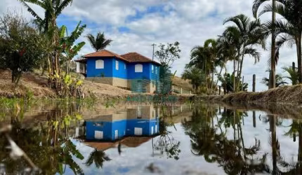 Chácara / sítio com 3 quartos à venda na Sítio Pedra Branca, 1, Zona Rural, Caldas por R$ 500.000