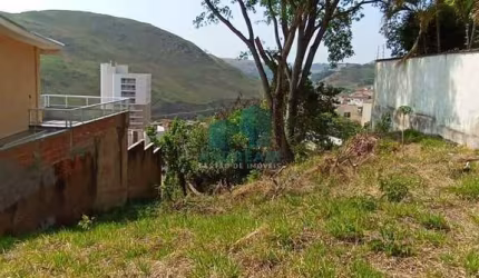 Terreno à venda na Equador, 1, Jardim Quisisana, Poços de Caldas por R$ 330.000