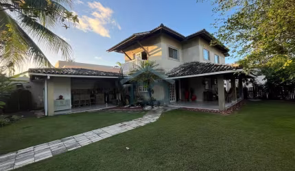 Casa à venda no bairro BURAQUINHO - Lauro de Freitas/BA