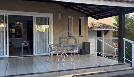 Casa à venda no bairro Vilas do Atlantico - Lauro de Freitas/BA
