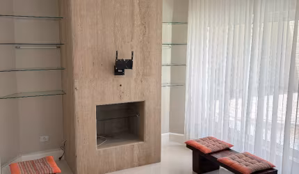 Belíssima casa para locação 4 suítes 4 vagas