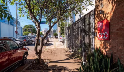 Sobrado de 540 m² no Setor Sul, em frente à Clínica do Esporte