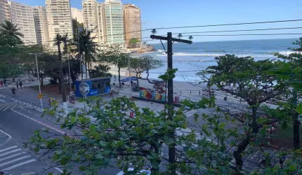 Apartamento LUXO no Guarujá: 2 quartos e vista deslumbrante por R$ 1.600.000**