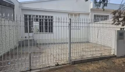 Conforto e praticidade! Casa à venda na Vila Industrial
