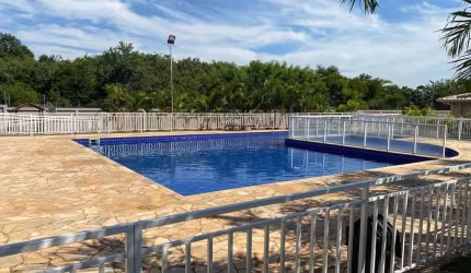 **Apê com 2 quartos e vaga em bairro tranquilo de Sumaré por R$ 1.200**