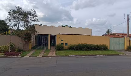 Amplitude e Conforto: Casa com 998m² no Jardim Conceição!