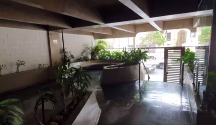 Apto com Vista Livre e Garagem no Centro – Conforto e Praticidade