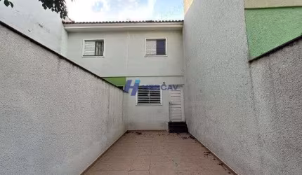 Casa com 3 quartos para alugar na Avenida Ede, Vila Ede, São Paulo, 150 m2 por R$ 2.800