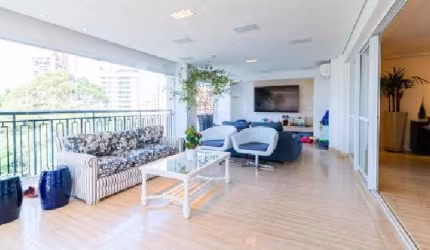 Apartamento a venda com 283m2 | 3 suítes e 4 vagas no Parque da Mooca.