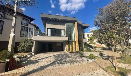 Casa 3 suítes com closet à venda, 435 m² por R$ 4.695.000 - Condomínio Reserva Colonial - Valinhos/SP