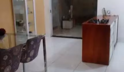 Casa com 4 quartos à venda no Betim Industrial, Betim  por R$ 400.000