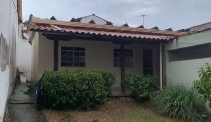 Casa com 2 quartos à venda no Alvorada, Contagem , 170 m2 por R$ 290.000