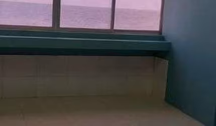 Excelente sala 27m, frente mar