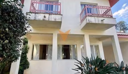 Sobrado à venda, 4 quartos, 2 suítes, 4 banheiros, 3 vagas, 312m², Condomínio Villa Bianca - jandir
