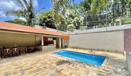 Casa em Condominio à venda, 3 quartos, 1 suíte, 3 banheiros, 10 vagas, 215m², Granja Carneiro Viana