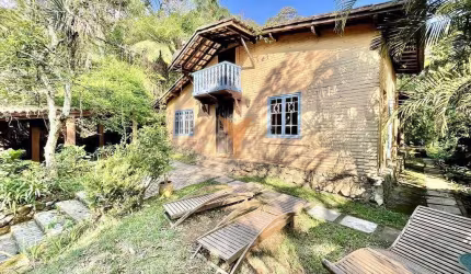 Casa para venda e locação, 3 quartos, 1 suíte, 4 banheiros, 8 vagas, 440m², Condomínio Moinho Velho