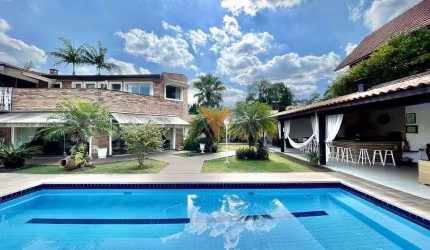 Casa à venda, 4 suítes, 6 banheiros, 6 vagas, 615m², Recanto Inpla, Granja Viana