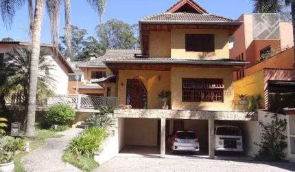 Sobrado para venda e locação, 4 suítes, 7 banheiros, 6 vagas, 465m² Residencial Morada dos Pássaros