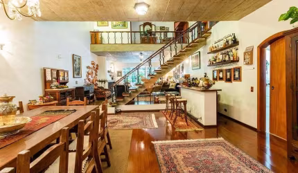 Sobrado à venda, Vila Madalena, 4 quartos, 3 suítes, 6 banheiros, 9 vagas, 405m², São Paulo, SP