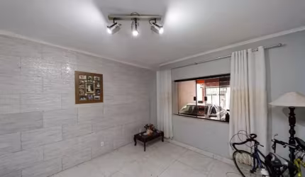 Ótima Oportunidade próximo ao Monotrilho! Casa Ampla na Vila Tolstoi - São Paulo