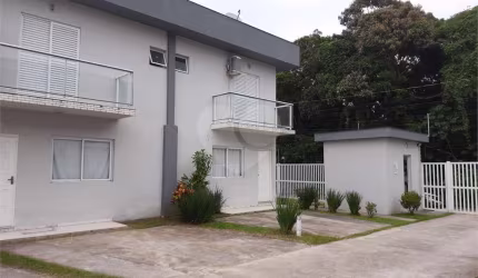 Condomínio com 2 quartos à venda em Jardim Raphael - SP