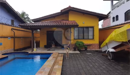 Casa com 3 quartos à venda em Rio Da Praia - SP