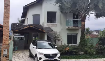Condomínio com 4 quartos à venda em Morada Da Praia - SP