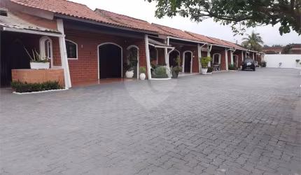 Condomínio com 3 quartos à venda em Indaiá - SP
