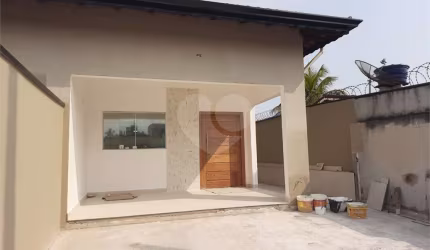 Casa com 3 quartos à venda em Boraceia - SP