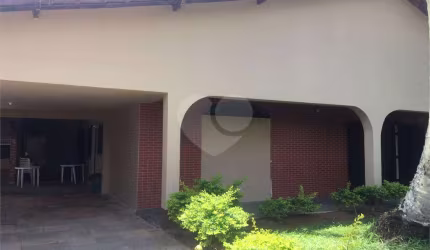 Casa com 4 quartos à venda em Indaiá - SP