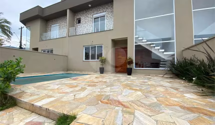 Condomínio com 3 quartos à venda ou para locação em Morada Da Praia - SP