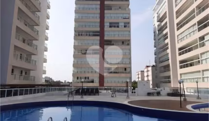 Apartamento com 2 quartos à venda ou para locação em Centro - SP