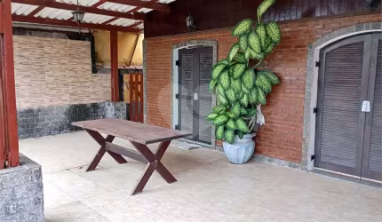 Casa com 3 quartos à venda em Vista Linda - SP