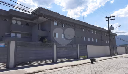 Condomínio com 2 quartos à venda ou para locação em Chácaras - SP