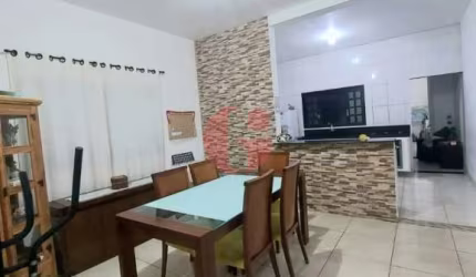 Sobrado para venda com 3 quartos e 2 vagas de garagem - 180m² no bairro Bosque dos Ipês
