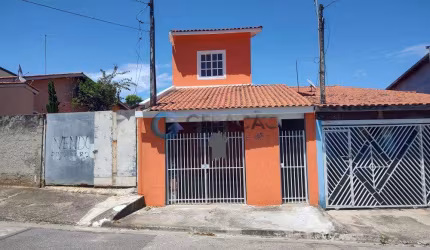 Sobrado para venda com 04 quartos e 01 vaga de garagem - 153,65m² no bairro Residencial São Francisco | SJC