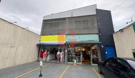 Prédio comercial para venda com 377m² no bairro Jardim Satélite