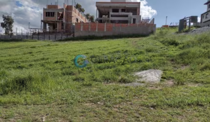 Terreno em condomínio fechado para venda 700m² no Condomínio Reserva do Paratehy