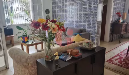 Casa térrea para venda com 03 quartos e 03 vagas de garagem - 350m² no bairro Jardim Esplanada