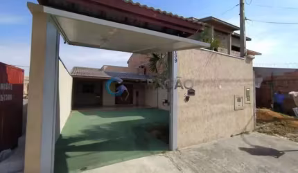 Casa para venda com 02 Dormitórios e 04 vagas de garagem no Residencial Parque dos Sinos - Jacareí.