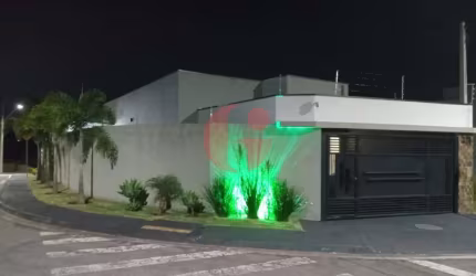 CASA TÉRREA PARA VENDA NO  BAIRRO PORTAL DOS PÁSSAROS