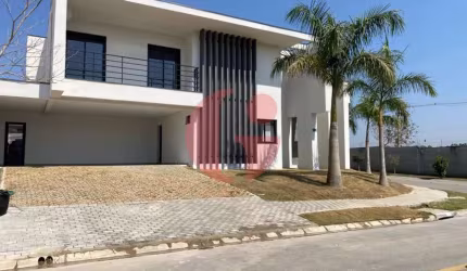 Casa para venda com 4 suítes e 2 vagas de garagem com 400m² - Urbanova