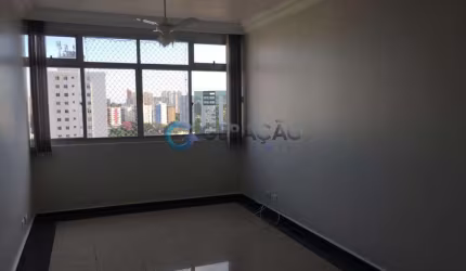 APARTAMENTO PARA VENDA COM DOIS DORMITÓRIOS - NO CENTRO