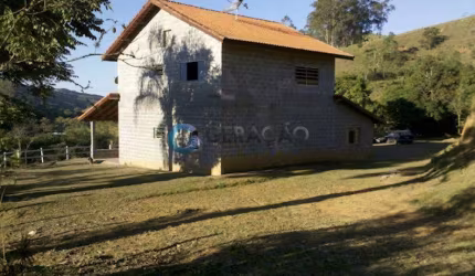Sítio com 1 alqueire, 24.000m² com 4 dormitórios no Altos de Santana